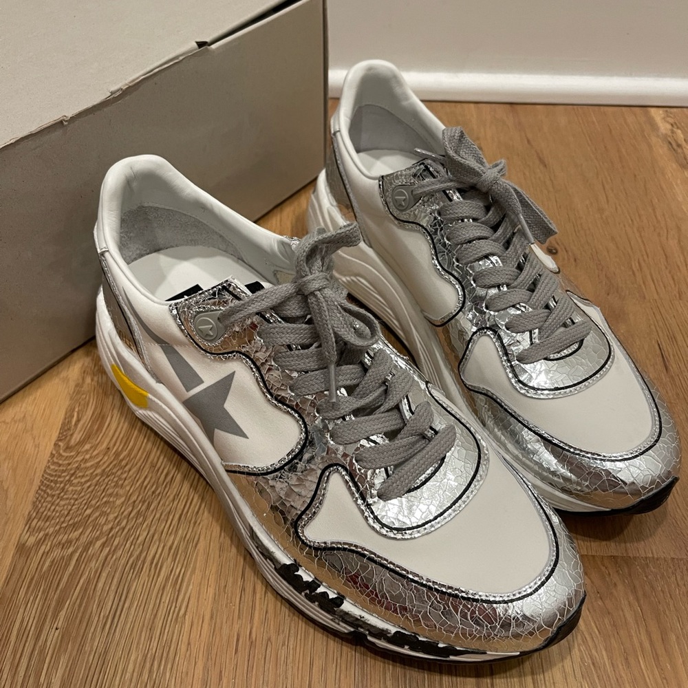 Golden goose running sole